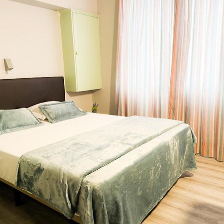 Hostel Monaco Фуншал Екстер'єр фото