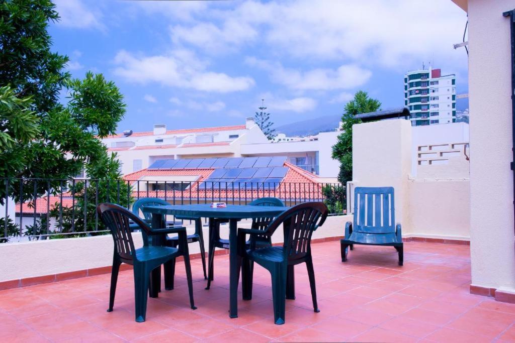 Hostel Monaco Фуншал Екстер'єр фото